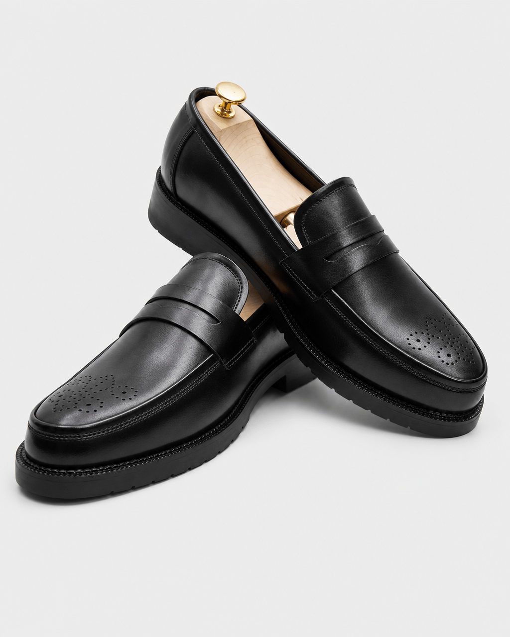 Loafers Signature Men's Brogued Penny Loafers