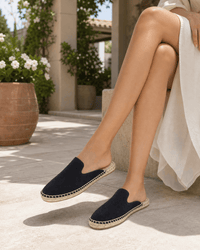 Loafers Signature Women's Cow Suede Espadrille Mules
