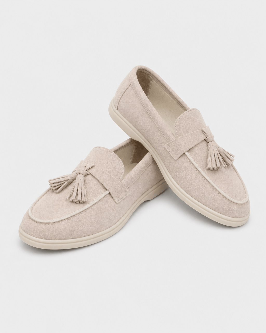 Loafers Signature Women's Napped Tassel Flats