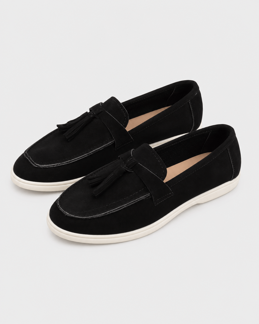 Loafers Signature Women's Napped Tassel Flats