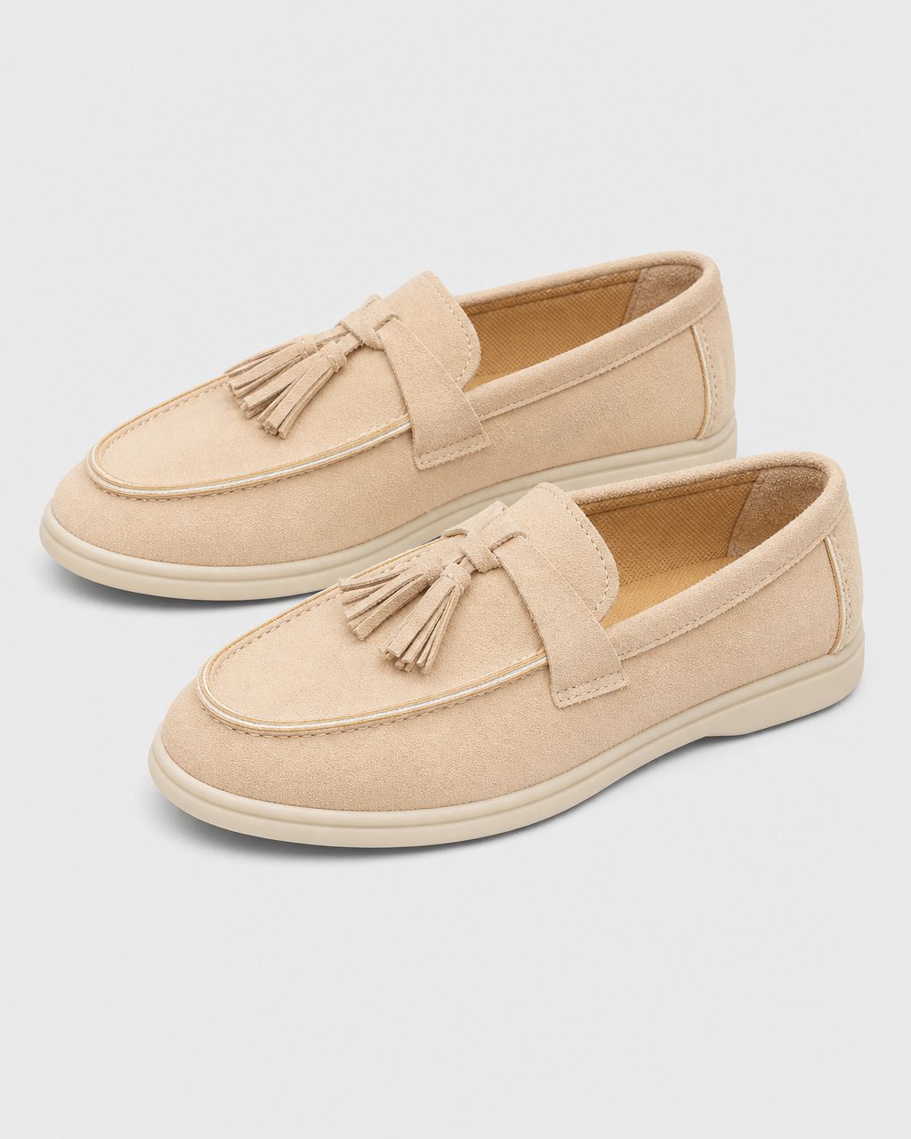 Loafers Signature Women's Napped Tassel Flats