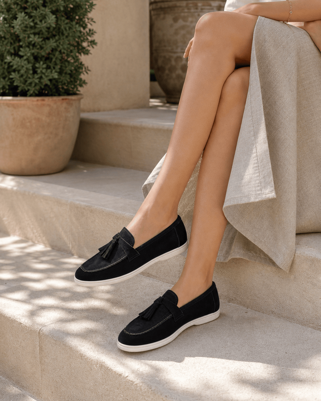 Loafers Signature Women's Napped Tassel Flats