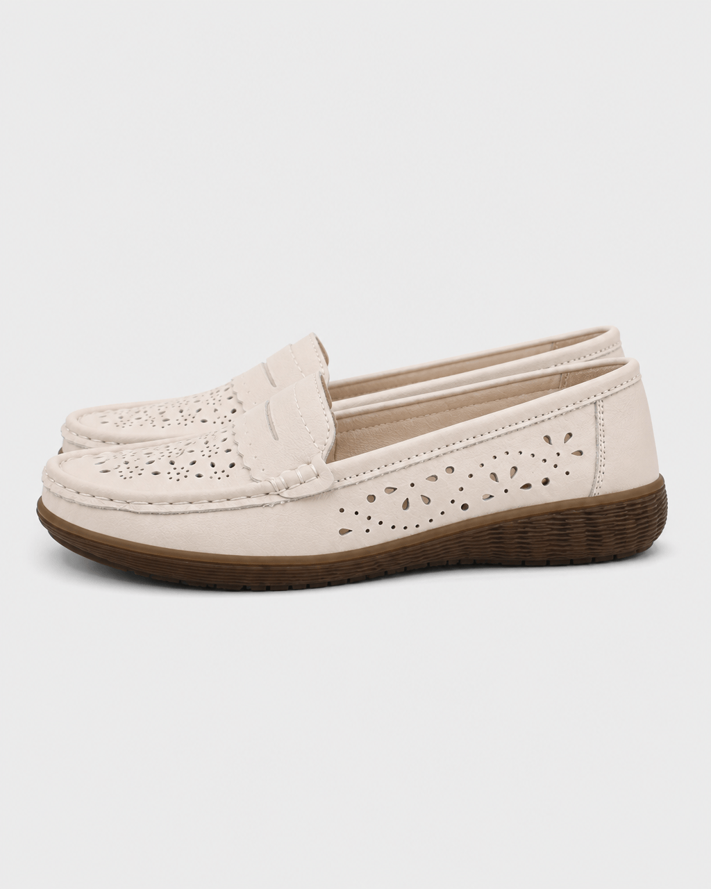 Loafers Signature Women's Perforated Cow Leather Loafers
