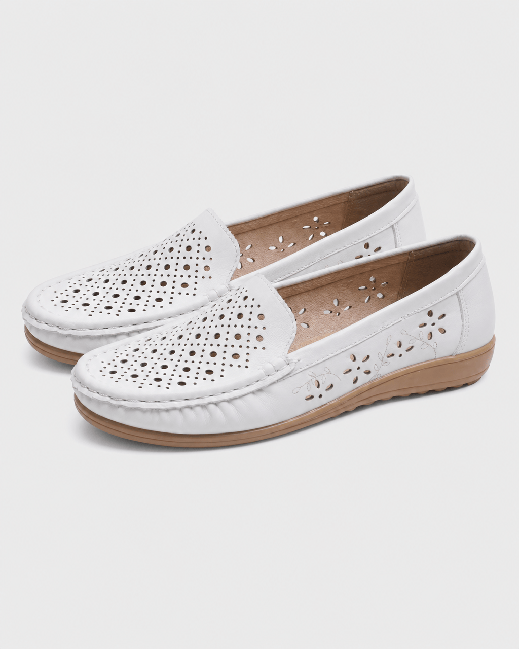 Loafers Signature Women's Perforated Platform Flats