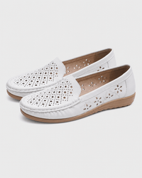 Loafers Signature Women's Perforated Platform Flats