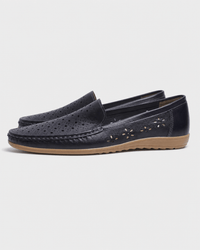 Loafers Signature Women's Perforated Platform Flats