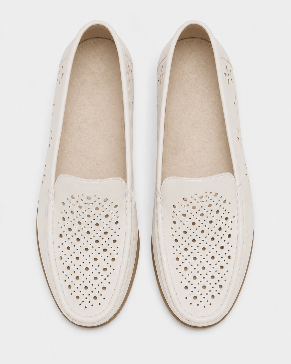 Loafers Signature Women's Perforated Platform Flats