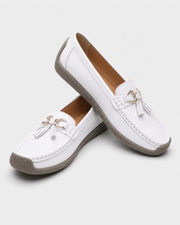 Loafers Signature Women's Shallow-Cut Bow Loafers