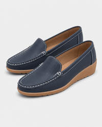 Loafers Signature Women's Split Leather Loafer Flats