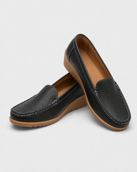 Loafers Signature Women's Split Leather Round-Toe Flats