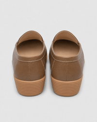 Loafers Signature Women's Split Leather Round-Toe Flats