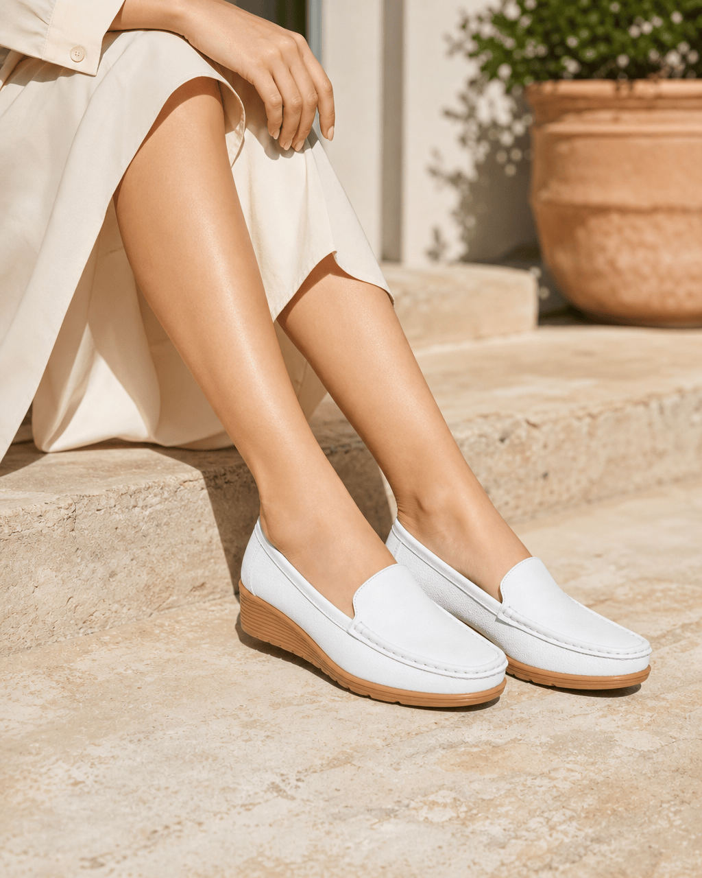 Loafers Signature Women's Split Leather Round-Toe Flats
