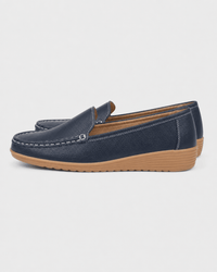 Loafers Signature Women's Split Leather Round-Toe Flats