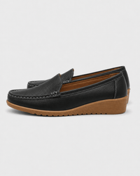 Loafers Signature Women's Split Leather Round-Toe Flats